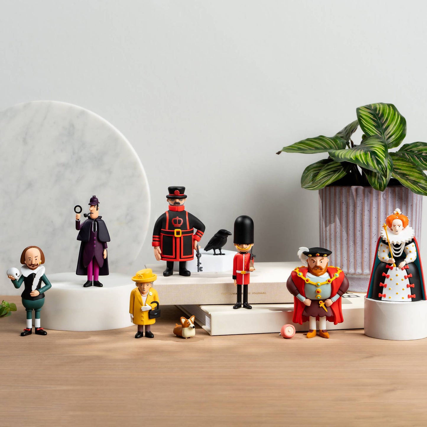Sherlock - Collectable London Figure Literary Book Lovers