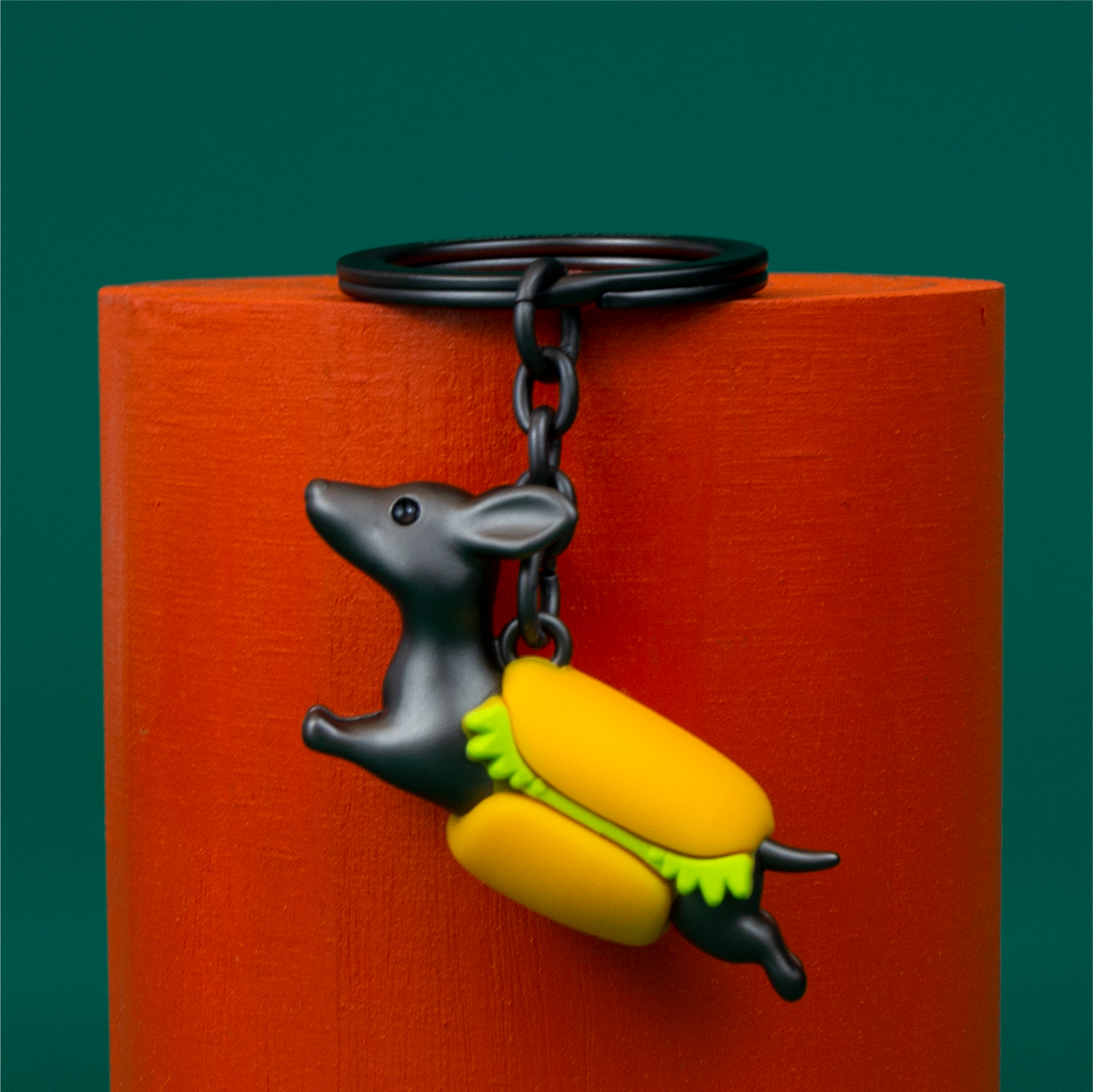 Metalmorphose Grey 'Hotdog' Dachshund Keyring