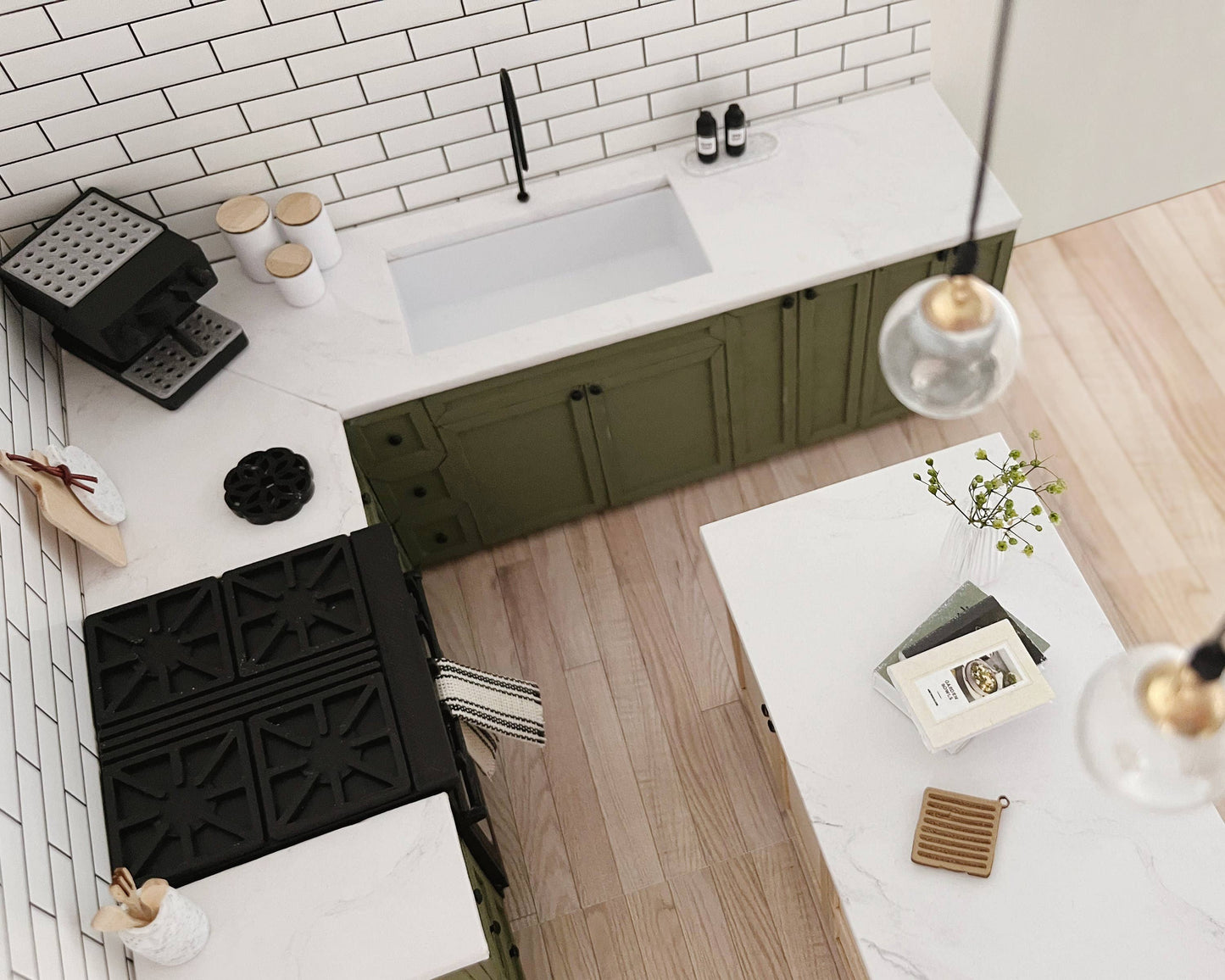 Miniature Kitchen Set