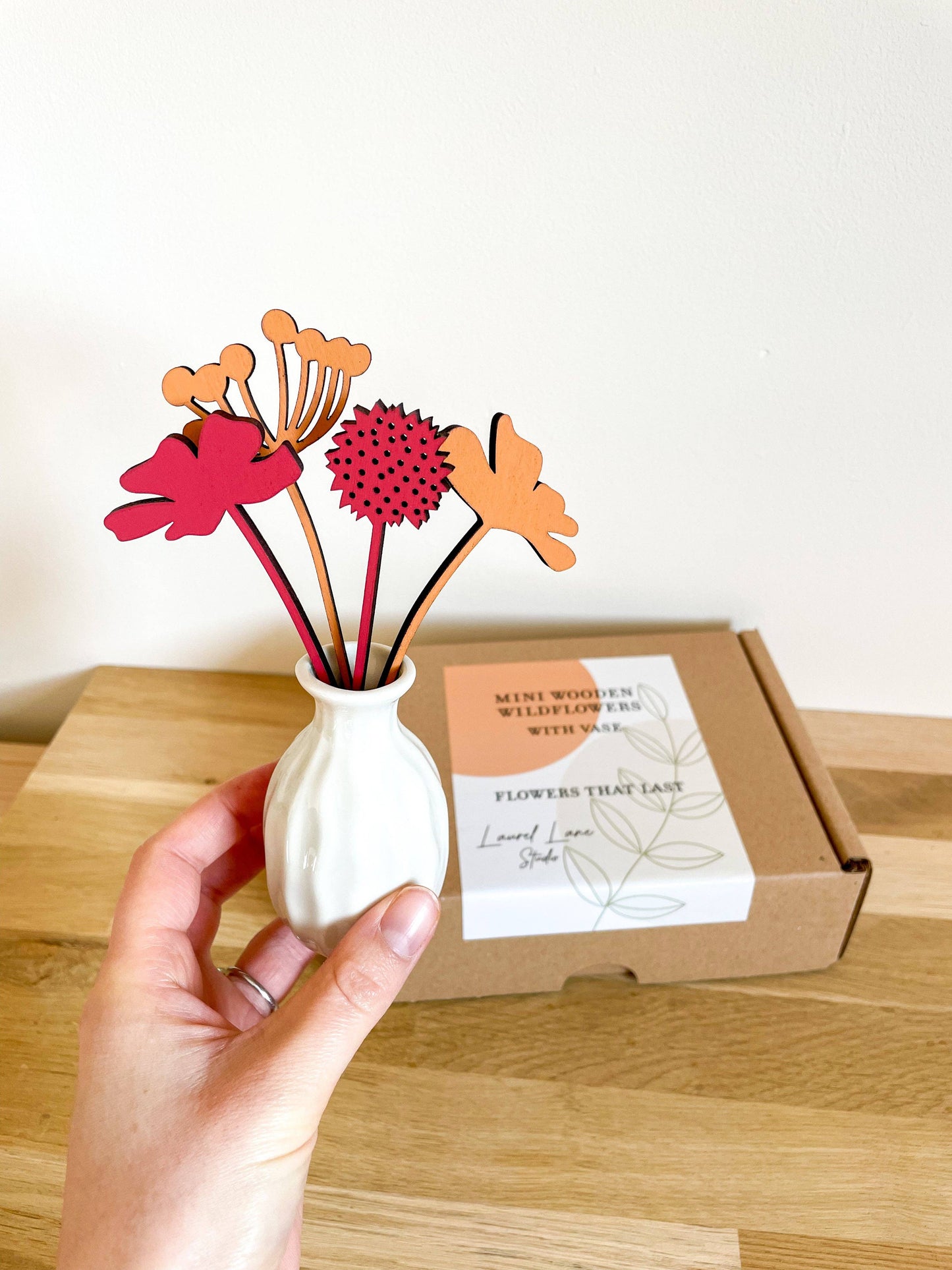 Mini Wooden Wildflowers Set With Vase - Red