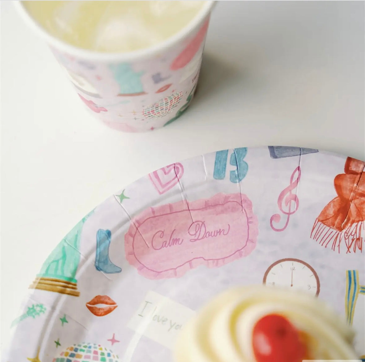 Taylor Swift Paper Plate Pack