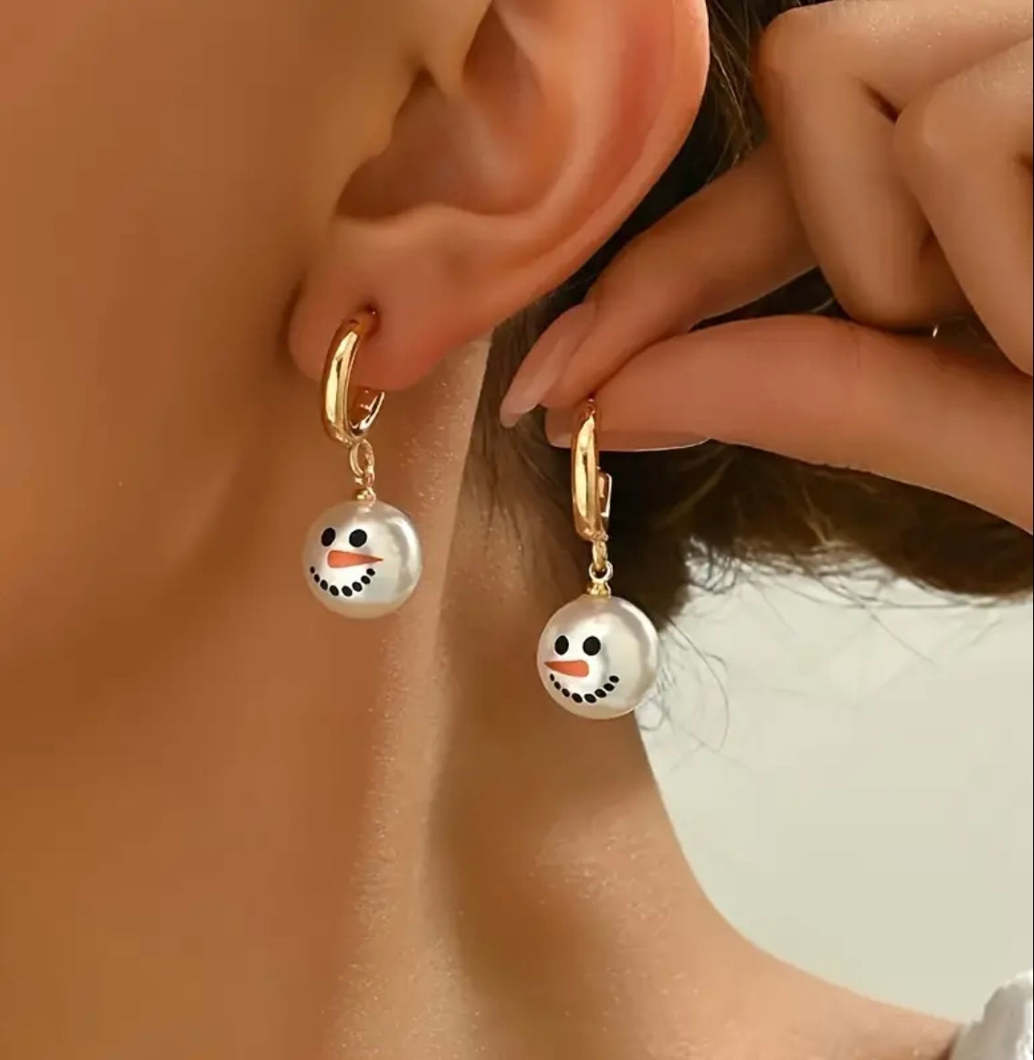 Super Cute 🥰 Snowman Earrings