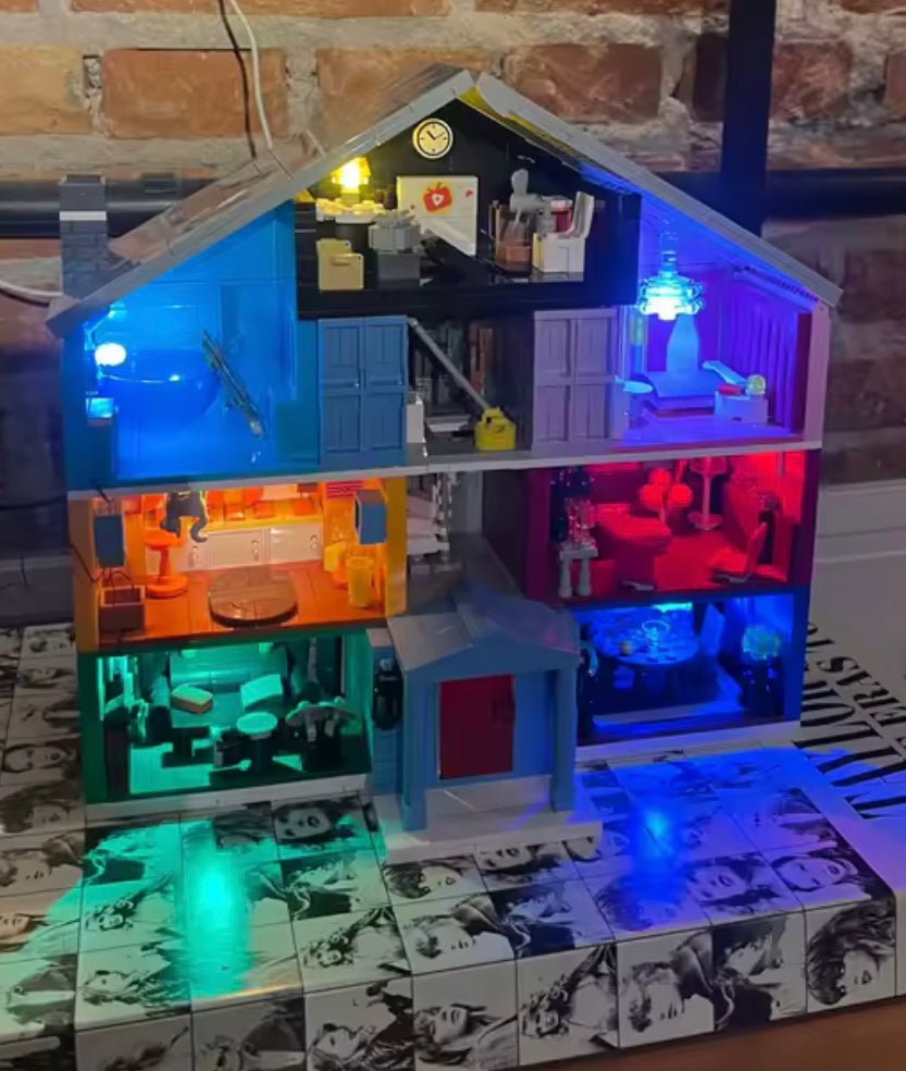 Build Your Own Taylor Swift Lover House