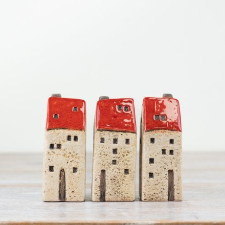 LED RED & NATURAL HOUSES 3/A