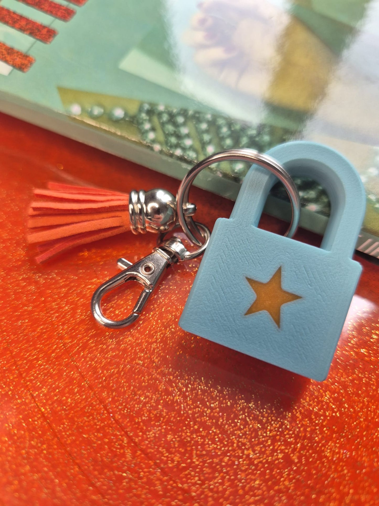 Showgirl Padlock Keyring ❤️🔥