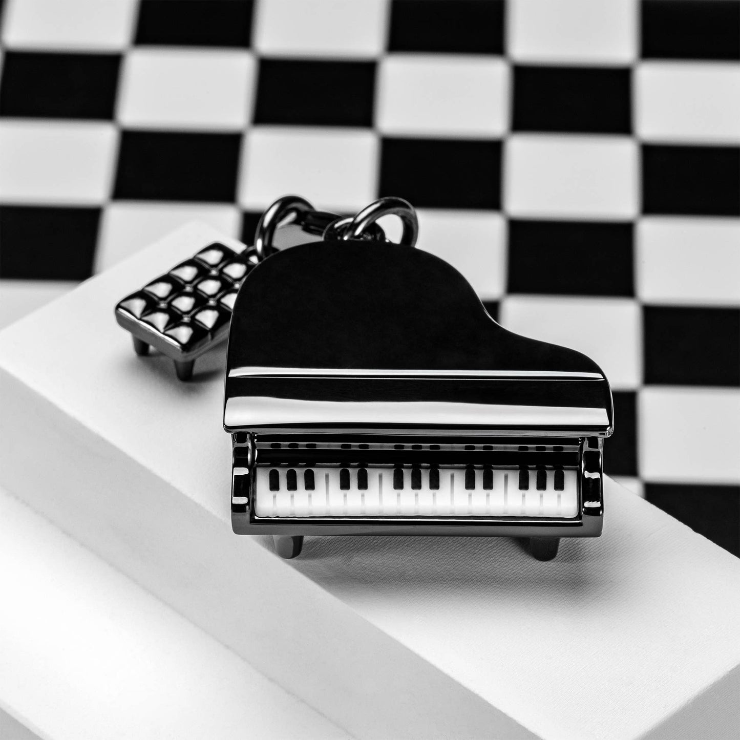 Metalmorphose Keyring Black & White Piano & Stool Keyring