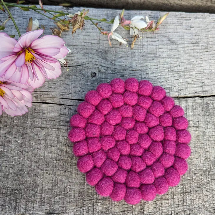 Fun Felt Ball Coaster - Hot Pink