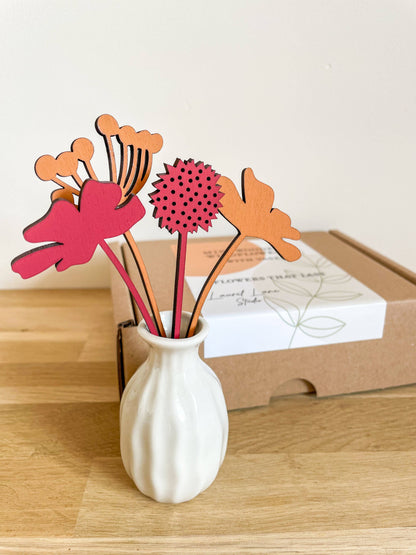 Mini Wooden Wildflowers Set With Vase - Red