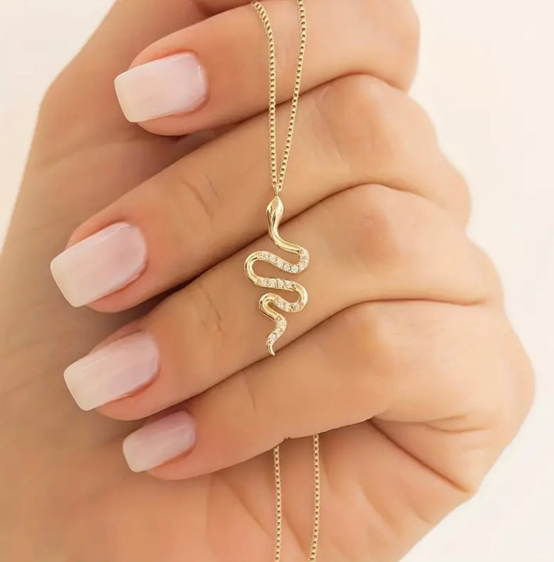 A Stunning Reputation Snake Necklace