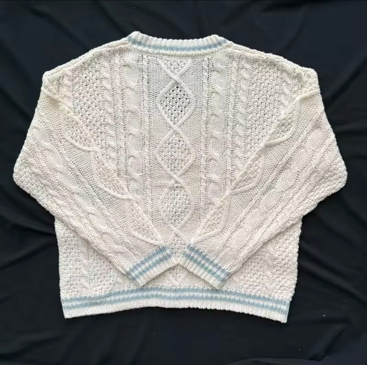 Taypendence Cardigan