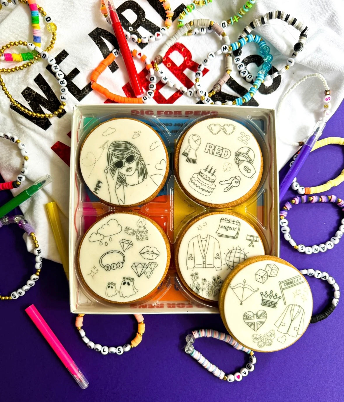 Paint Your Own Taylor Swift Biscuits (Inc Edible Pens)