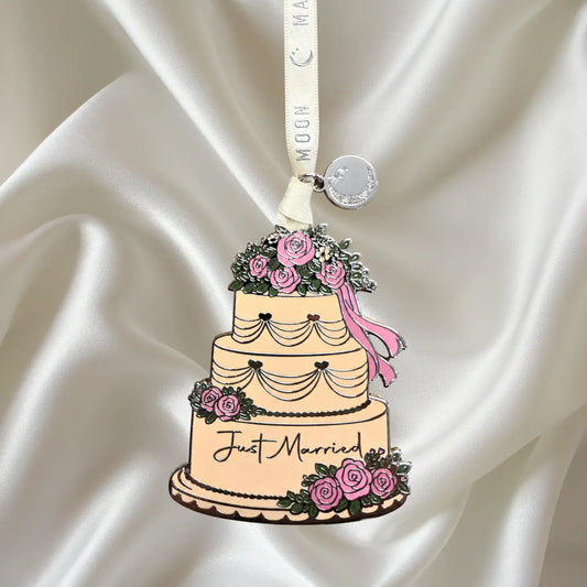 Classic Enamel Just Married Wedding Cake
