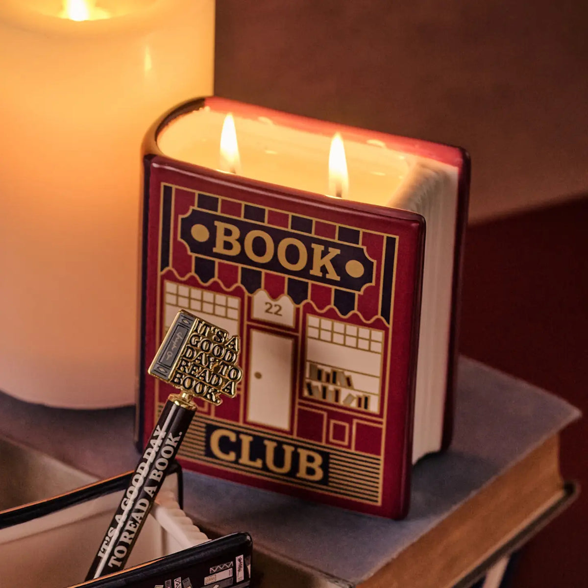 Book Lover Book Club Book   Shaped Ceramic Candle