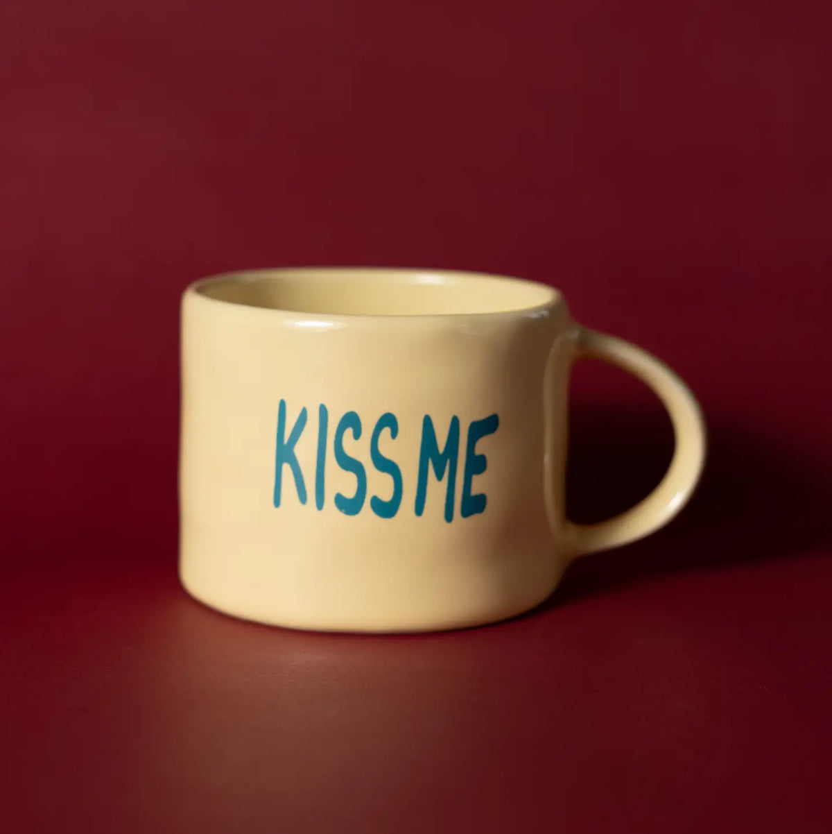 Ceramic Mug by Sisi - Kiss Me