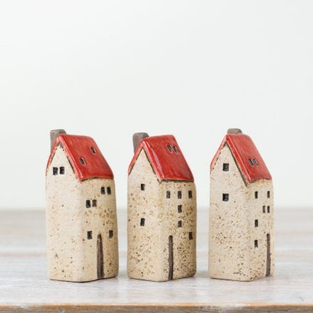 LED RED & NATURAL HOUSES 3/A