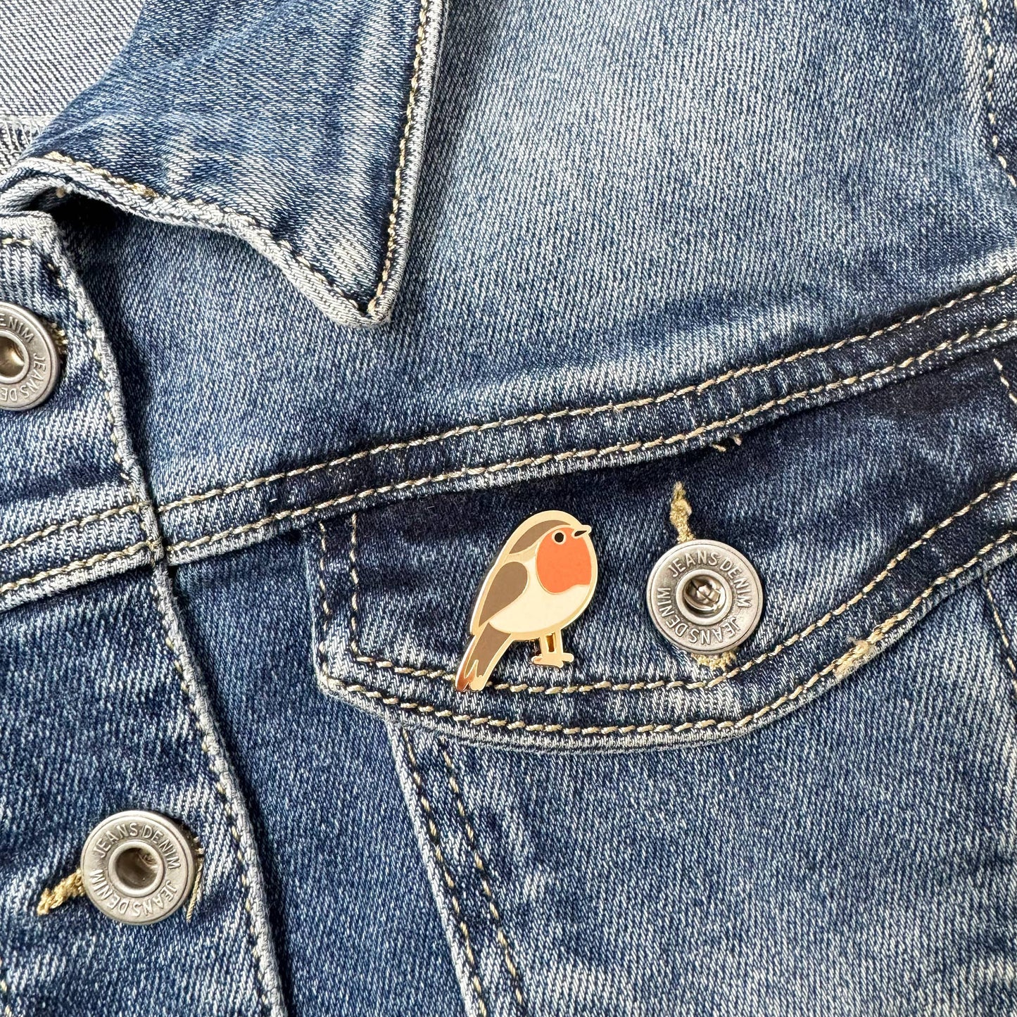 Beautiful Robin Enamel Pin Badge