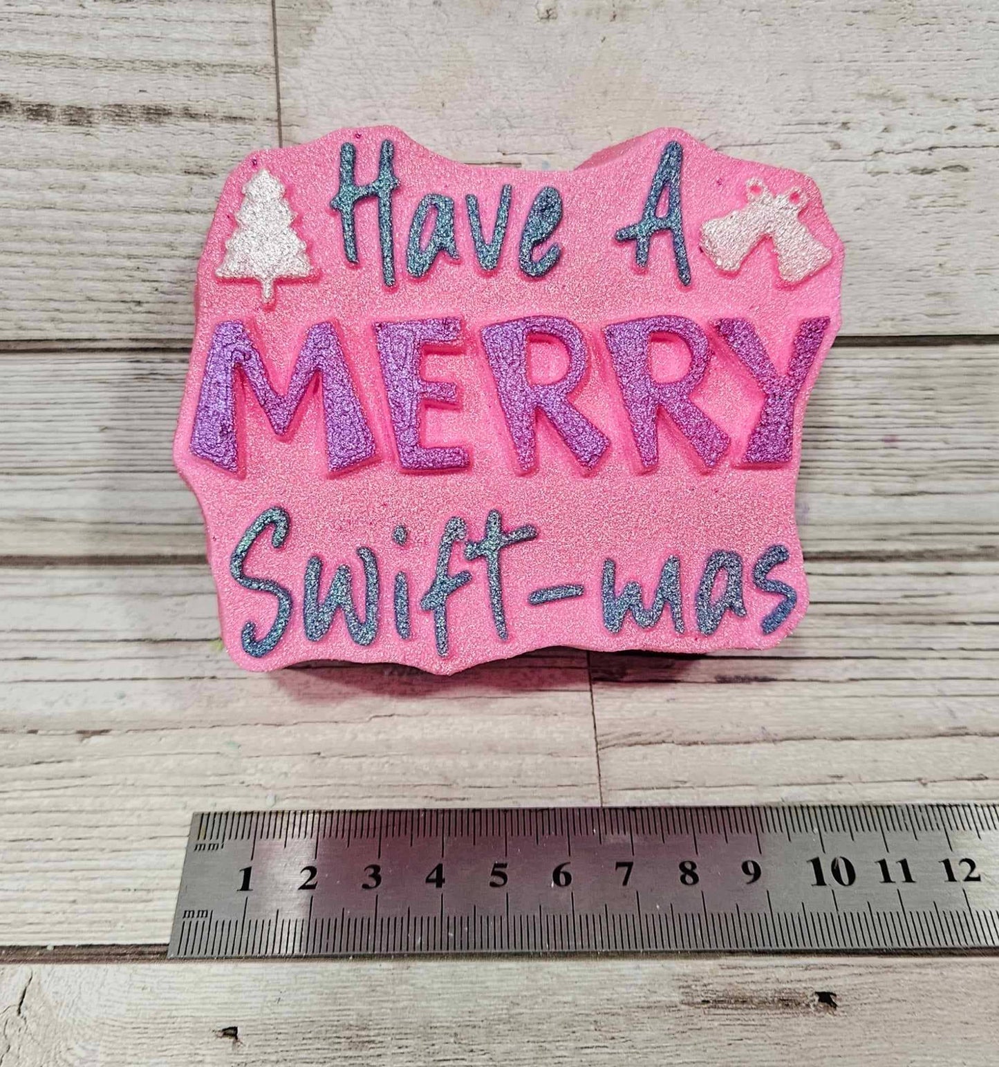Have a Merry Swift-Mas MEGA Bath Bomb